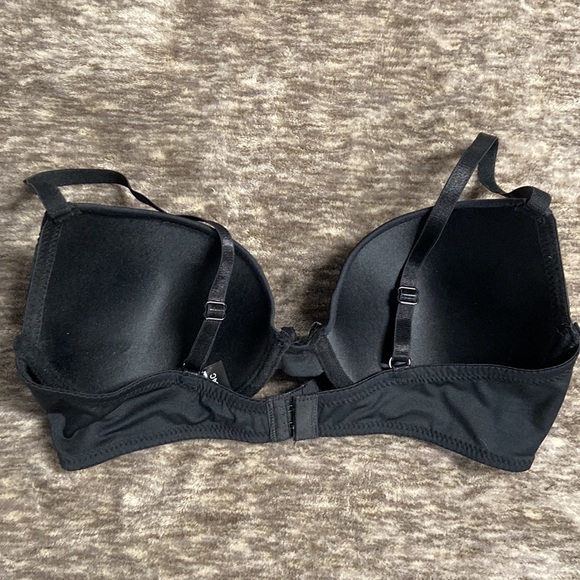 💚2 for $25 NWOT Rene Rofe bra. Classic black. Smoothing & lightly padded - Picture 5 of 7